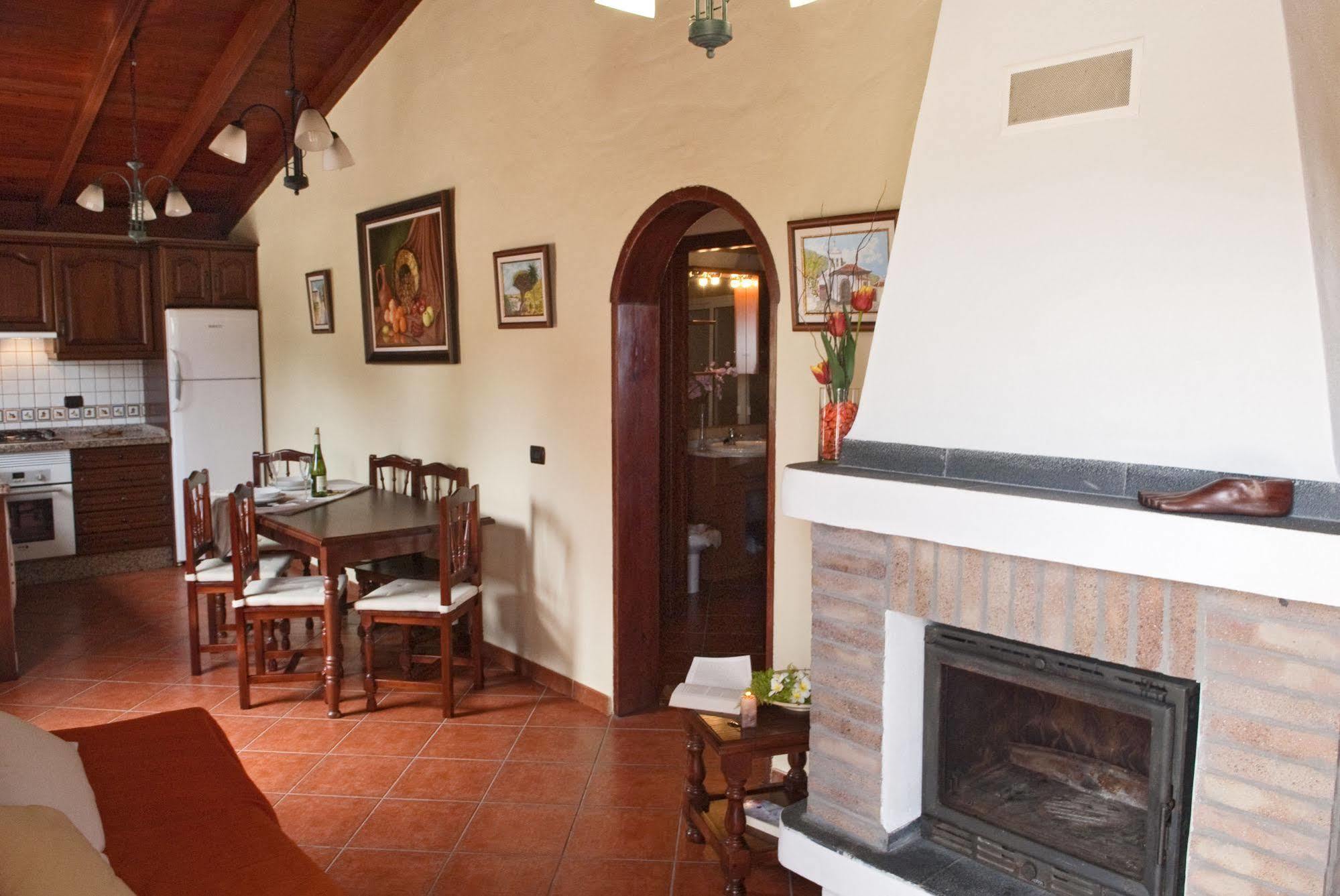 Casa Rural La Furnia 이코드레로스비노스 외부 사진